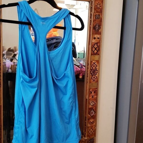 Blue athletic tank top - Picture 2 of 2